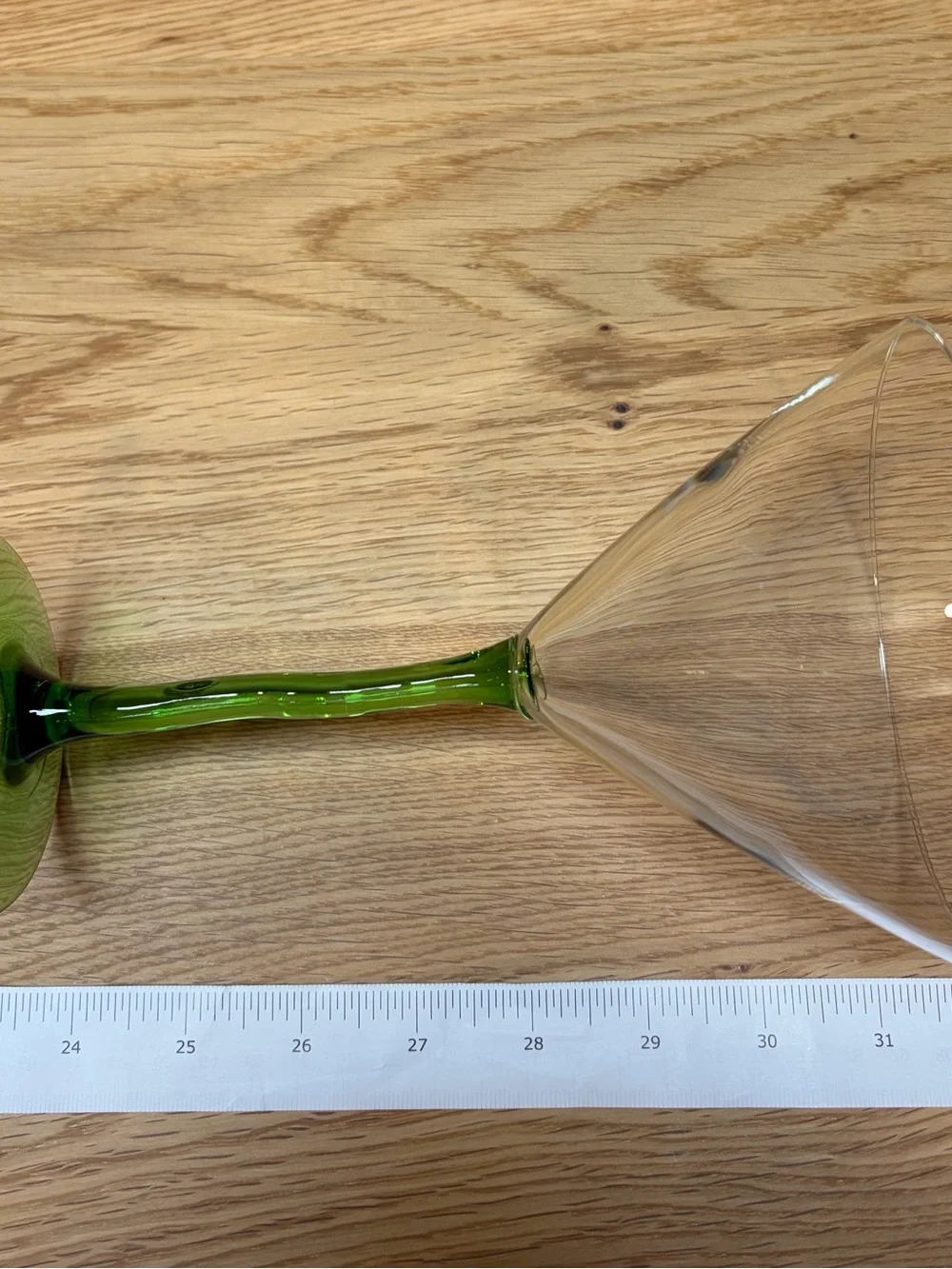 Vintage Green Wavy Stem Martini Glasses - Set of 2J